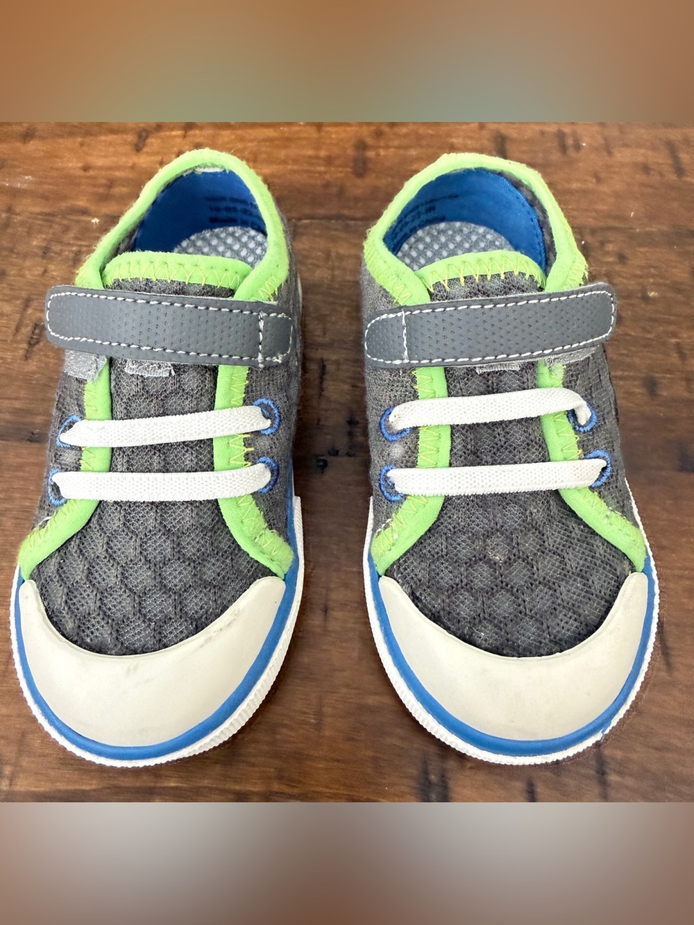 See Kai Run Saylor water-friendly sneakers